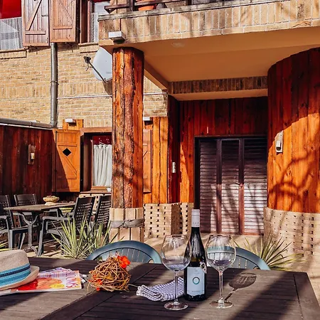 Hébergement de vacances Mediterran Rezidencia Jobb Zamárdi