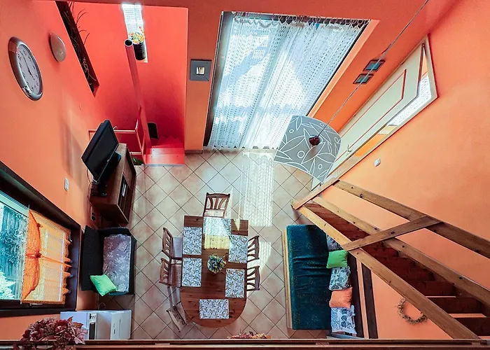 Hébergement de vacances Mediterran Rezidencia Jobb *