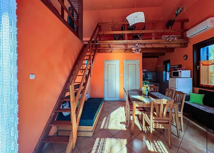 Mediterran Rezidencia Jobb Hébergement de vacances